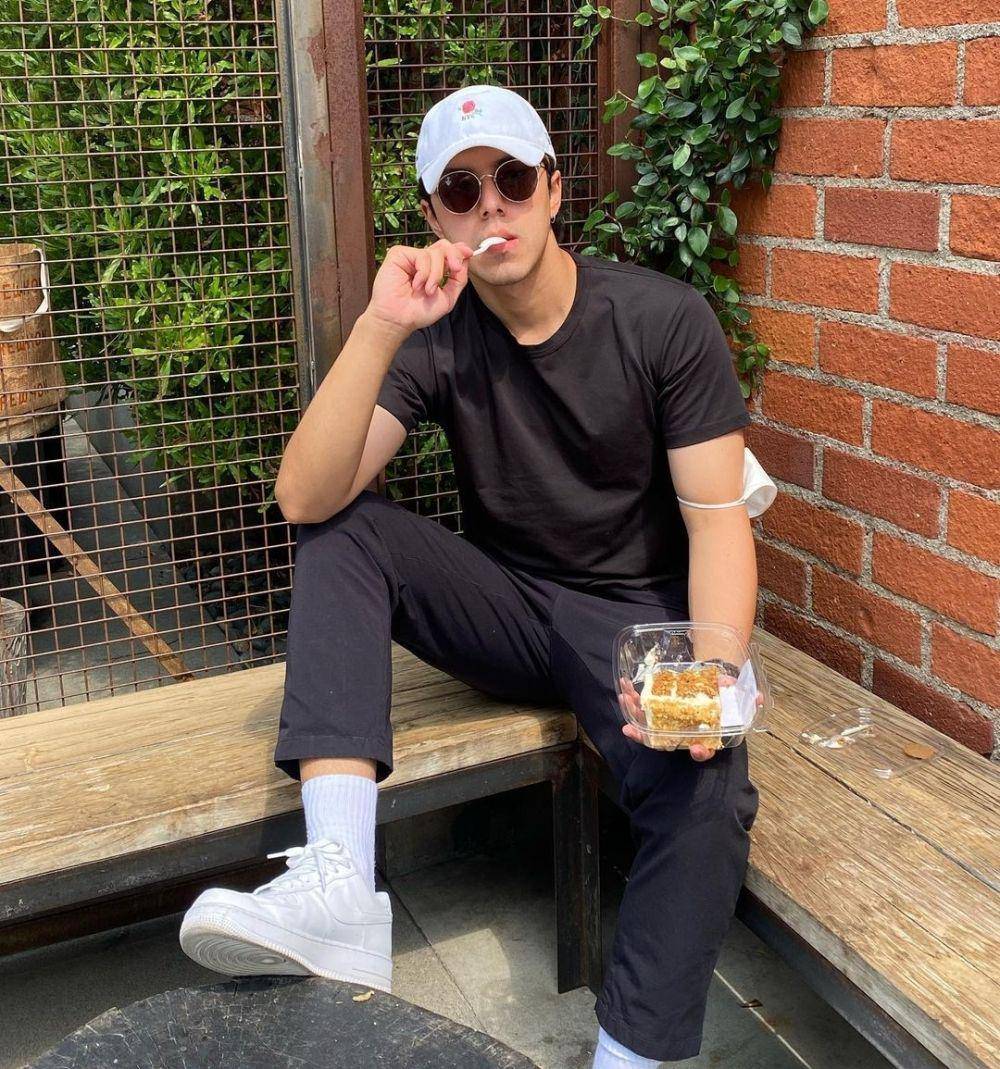 Nine Naphat (instagram.com/naphat_nine)