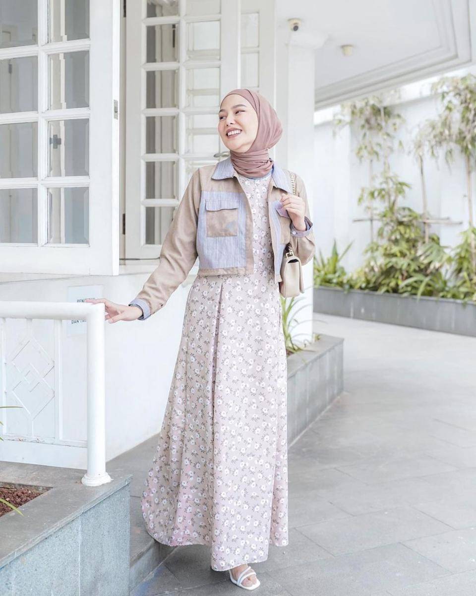 padu padan outfit pattern ala Dara Arafah (instagram.com/daraarafah)