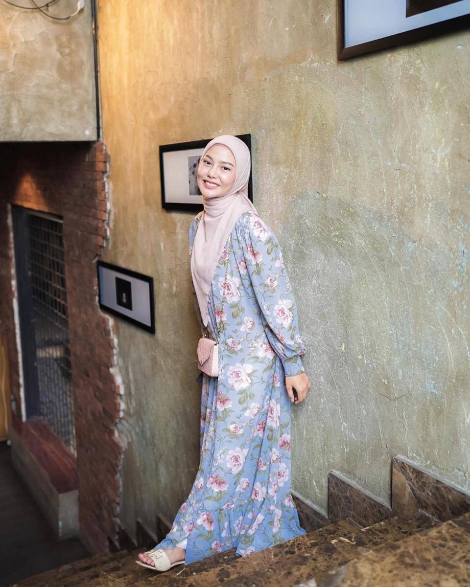 padu padan outfit pattern ala Dara Arafah (instagram.com/daraarafah)