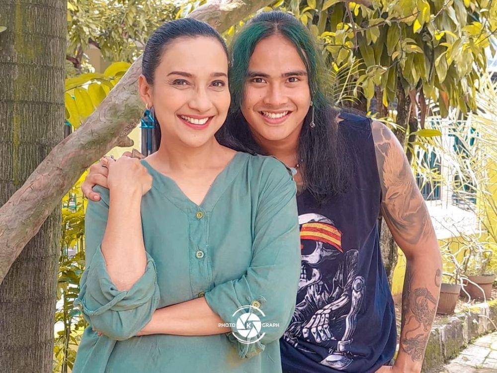 Shahnaz Haque sebagai Ibu Ira (dok. instagram/ shahnaz.haque)