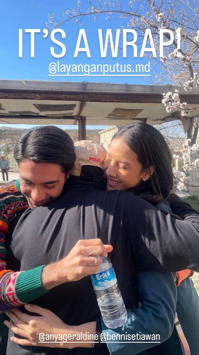 Reza Rahadian dan Anya Geraldine di Kapadokia (instagram.com/aryaibrahims)