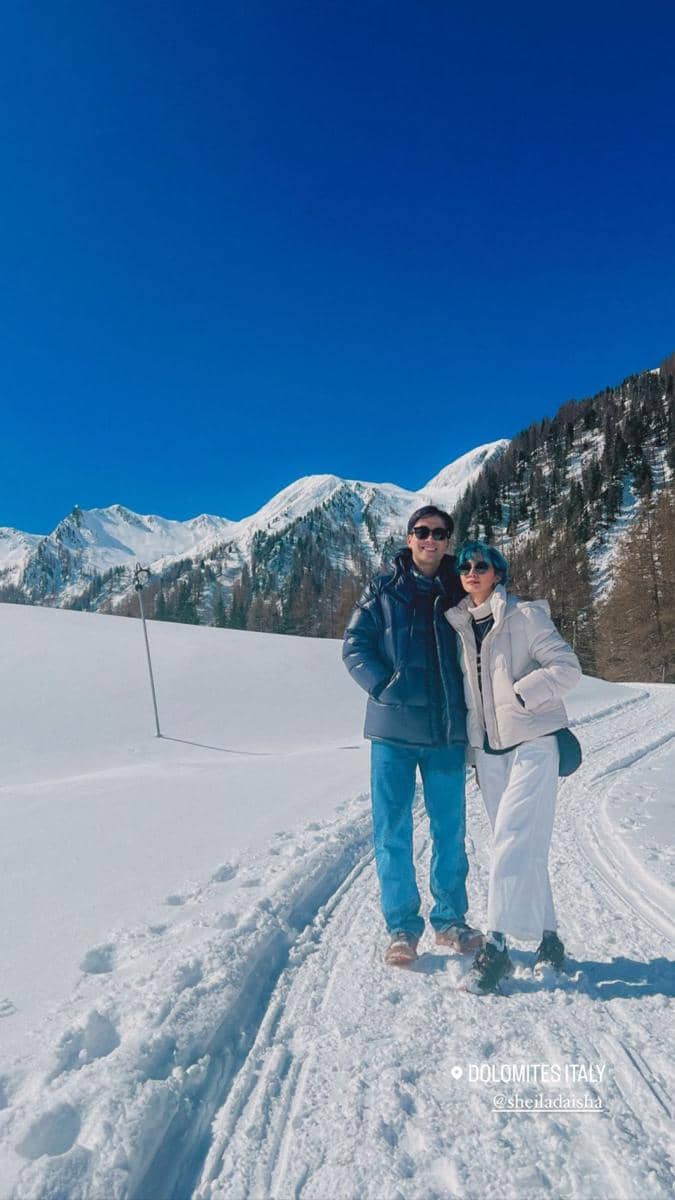 Vidi Aldiano main seluncuran dari gunung salju di Italia (instagram.com/vidialdiano)