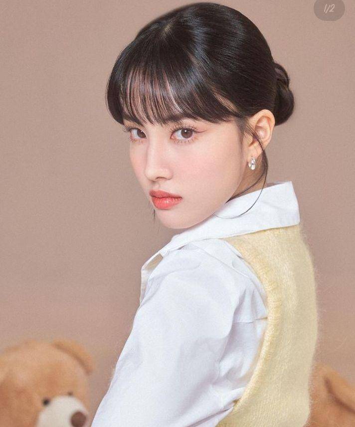 potret hair style member STAYC (instagram.com/stayc_highup)