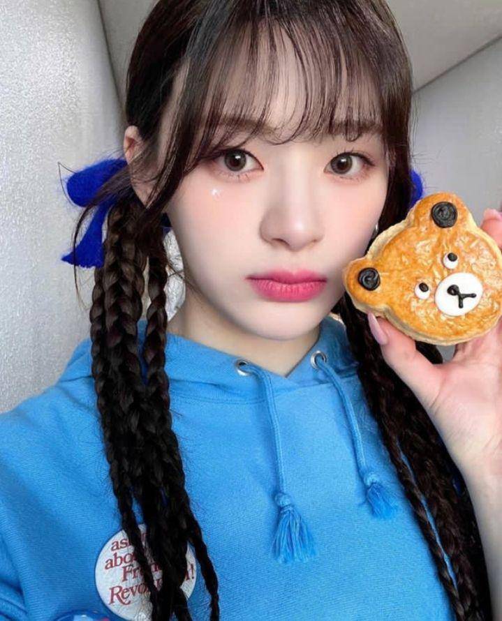 potret hair style member STAYC (instagram.com/stayc_highup)