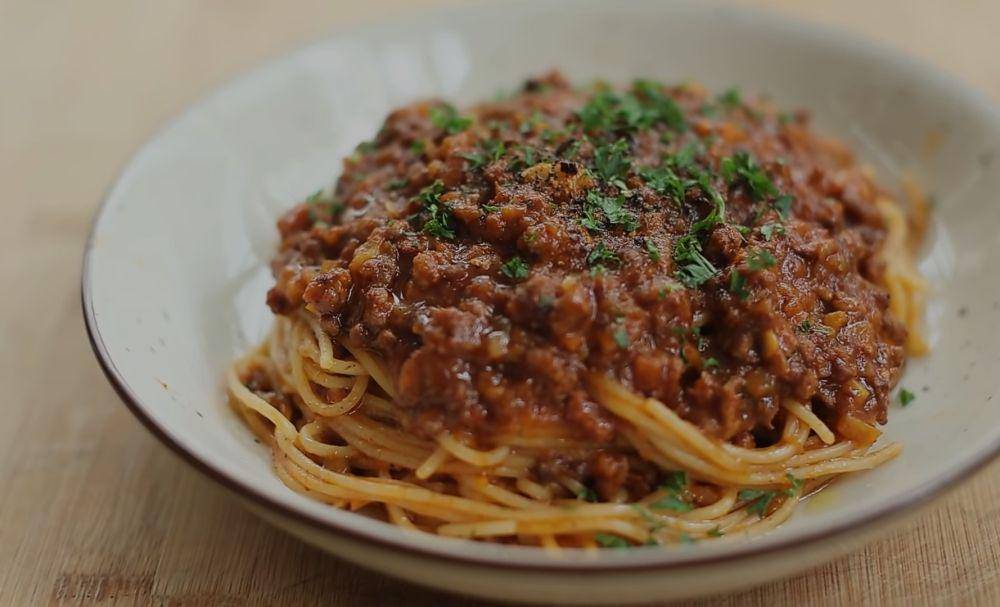 ilustrasi spaghetti bolognese (youtube.com/Devina Hermawan)