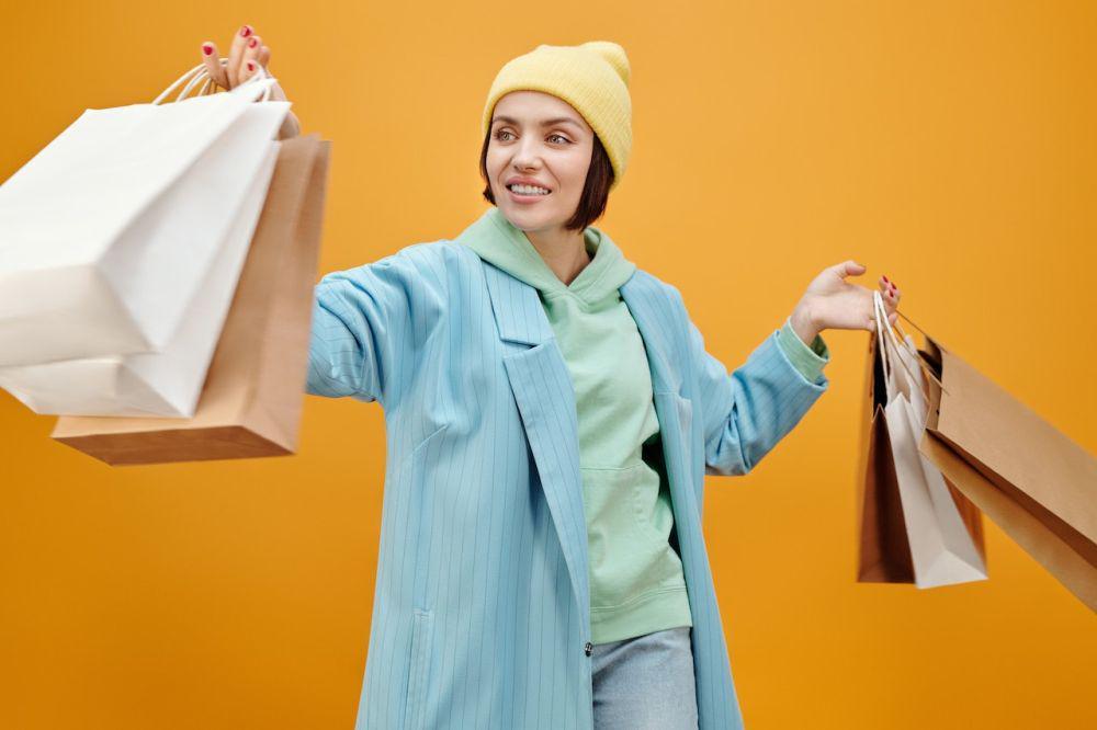 5 Tips agar Tidak Kalap saat Berbelanja, Bawa Uang Seperlunya!