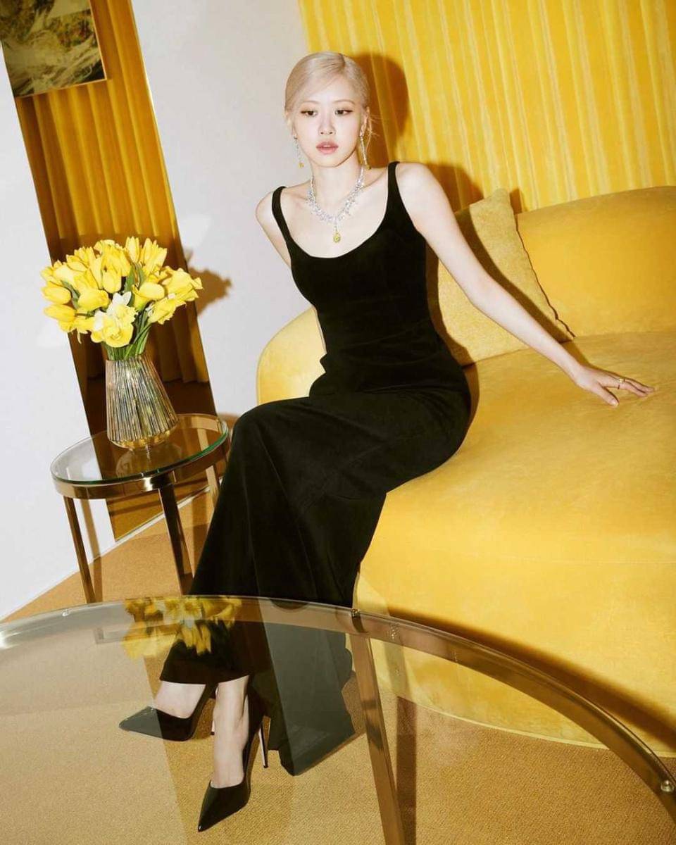 Rose BLACKPINK (instagram.com/roses_are_rosie)