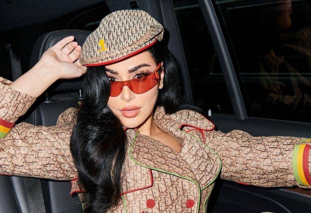 Huda Kattan (instagram.com/huda)