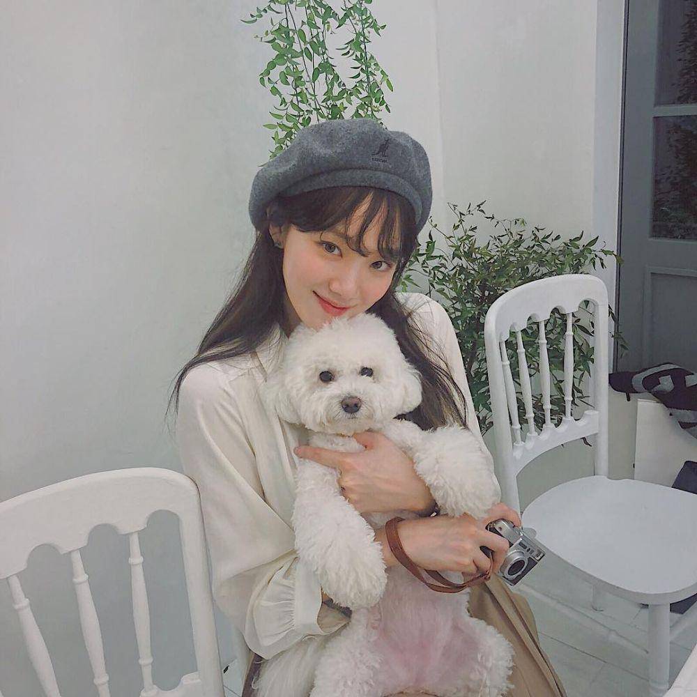 Potret Lee Sung Kyung (instagram.com/heybiblee)