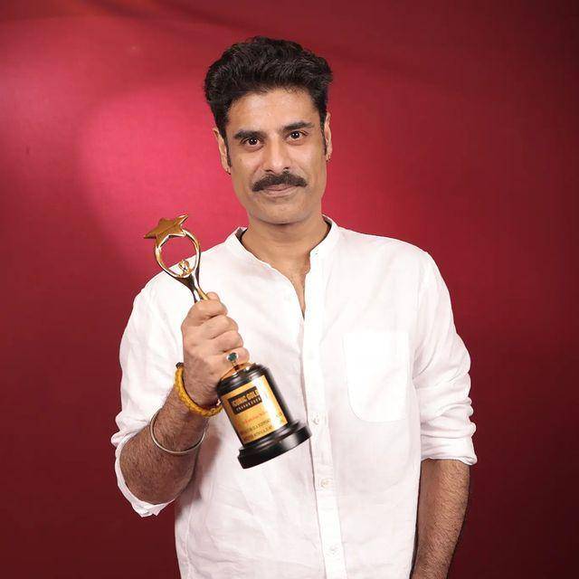 Sikander Kher (instagram.com/iconicgoldaward)