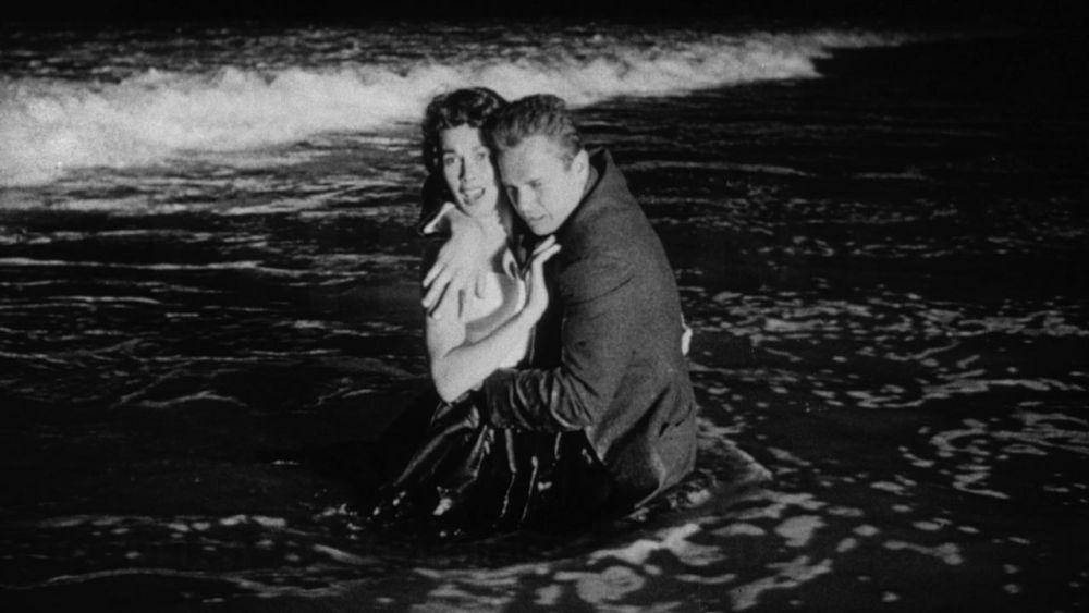 cuplikan film Kiss Me Deadly (dok. United Artists/Kiss Me Deadly)
