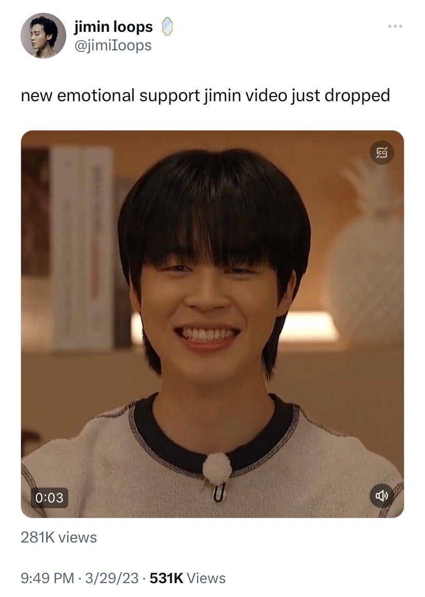 tingkah gemas Jimin saat live (twitter.com/@jimiIoops)