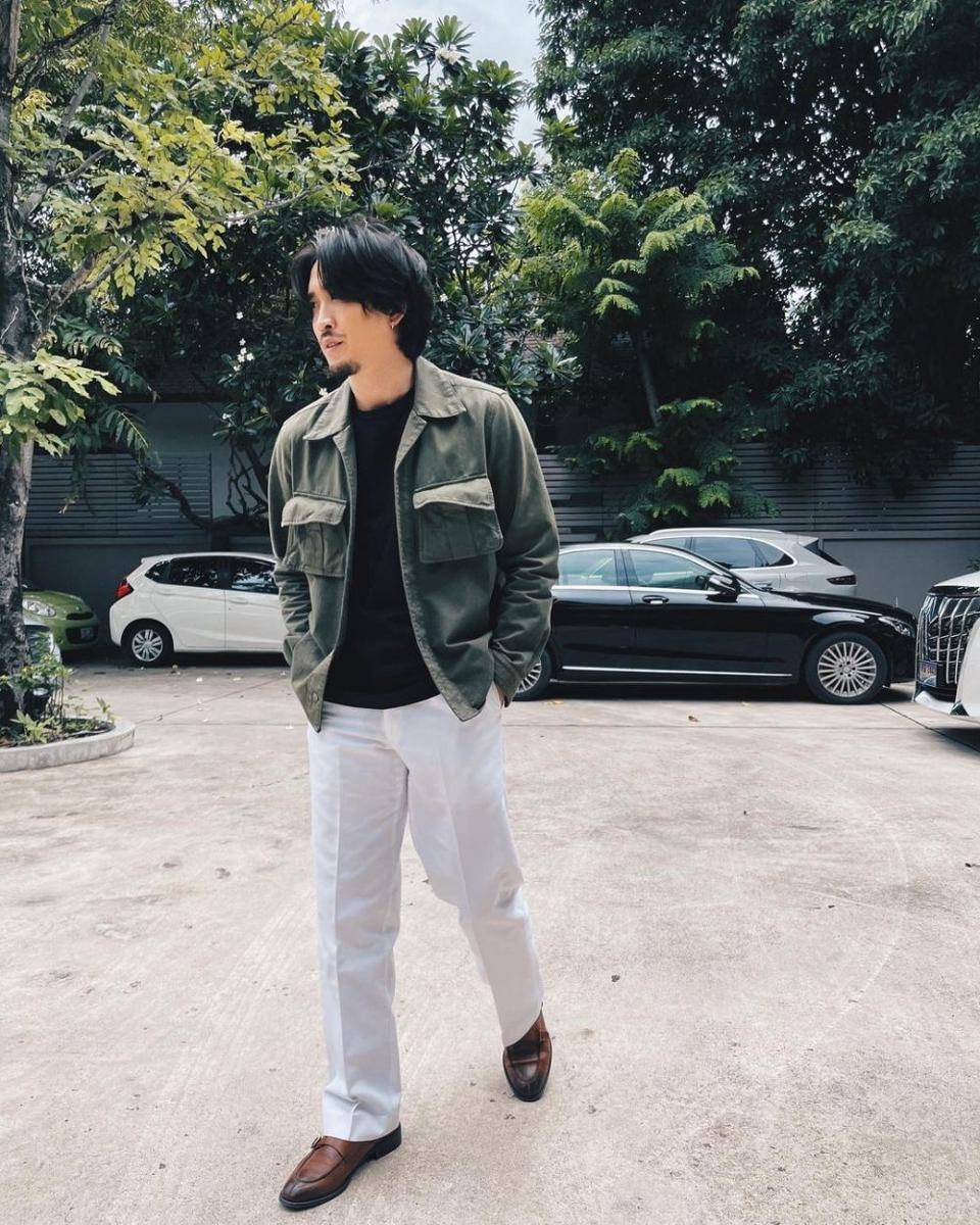 padu padan outfit putih ala Foei Patara (instagram.com/foeifoeii)