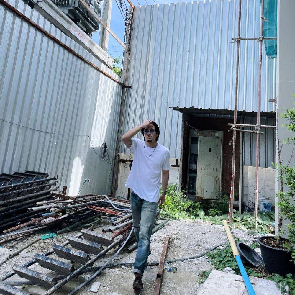 padu padan outfit putih ala Foei Patara (instagram.com/foeifoeii)