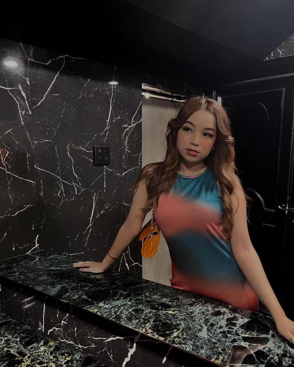 Putri Anjani (instagram.com/anjanyjrw)