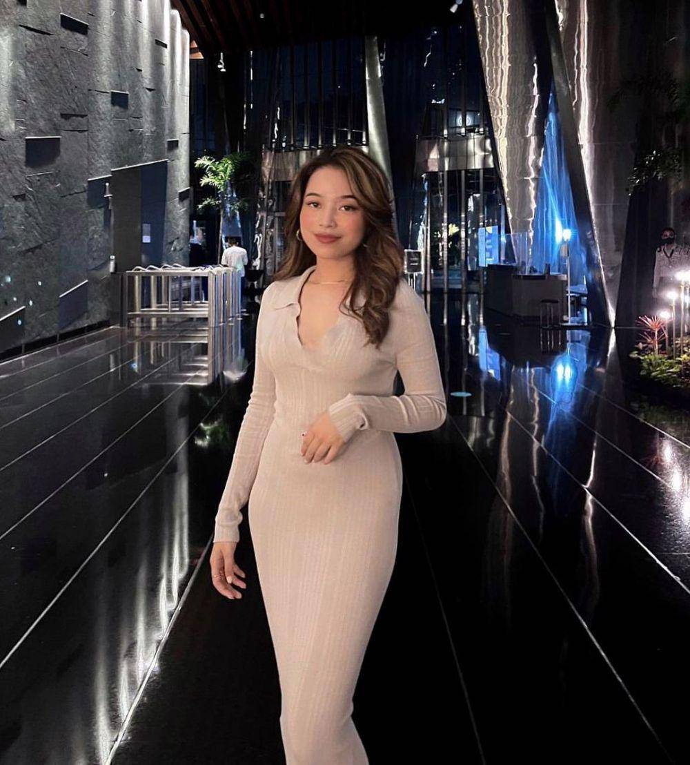 Putri Anjani (instagram.com/anjanyjrw)