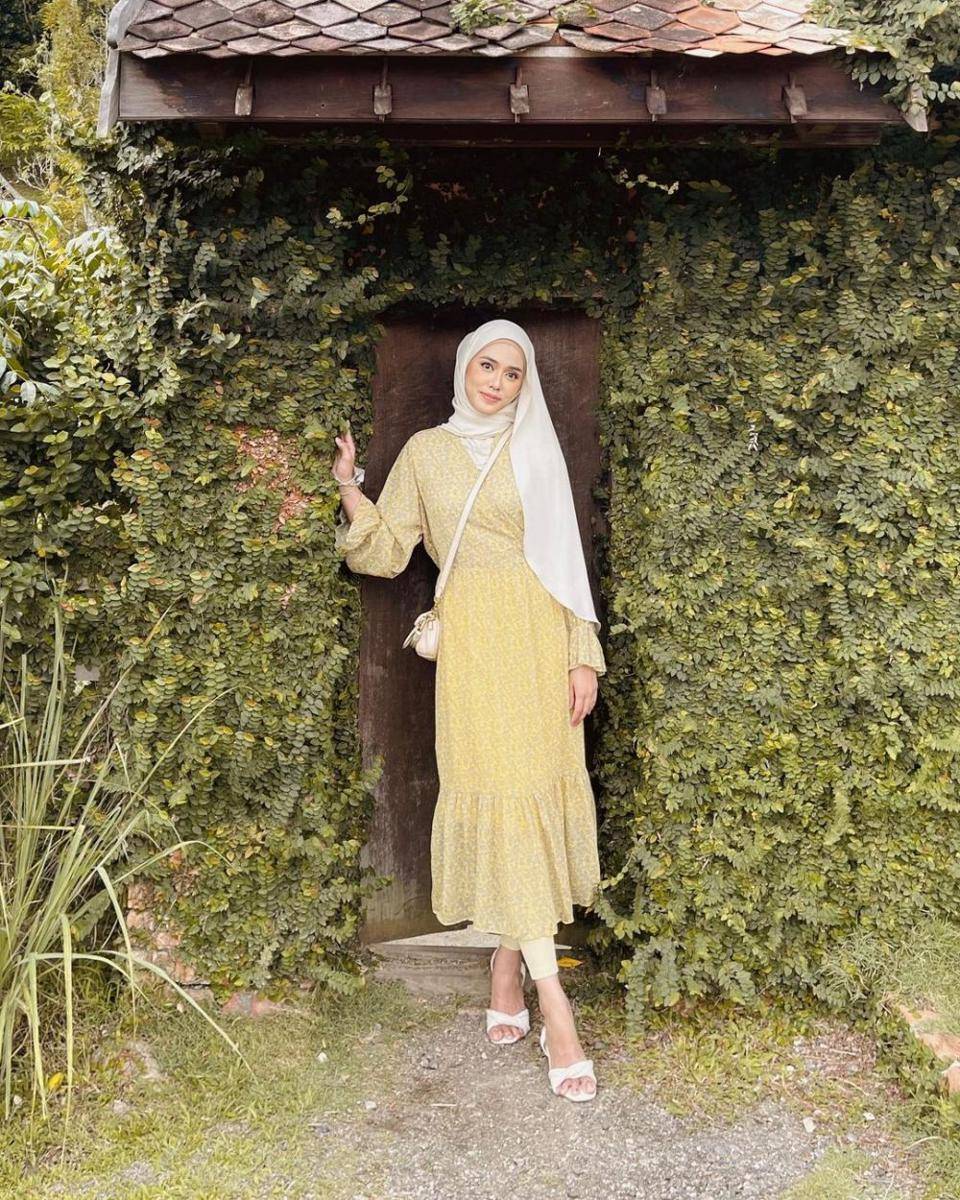 potret outfit ala Thuraya Nur (instagram.com/thurayanur)