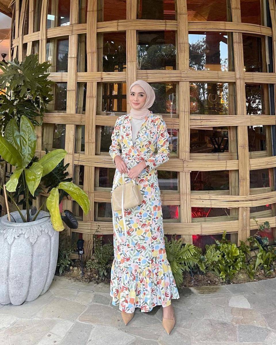 potret outfit ala Thuraya Nur (instagram.com/thurayanur)
