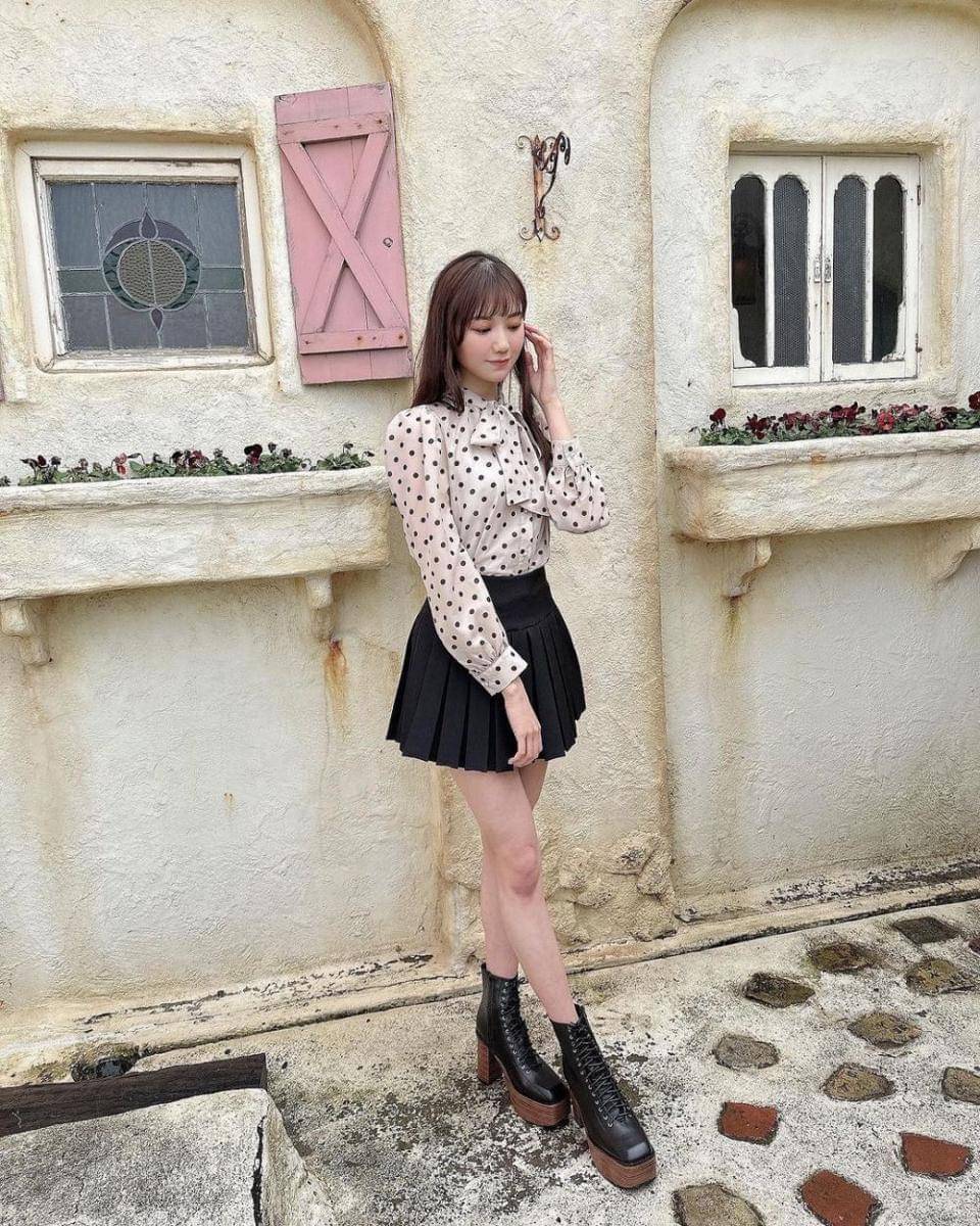 Fujisaki Miyu (instagram.com/miyu_miyu_ngt48)