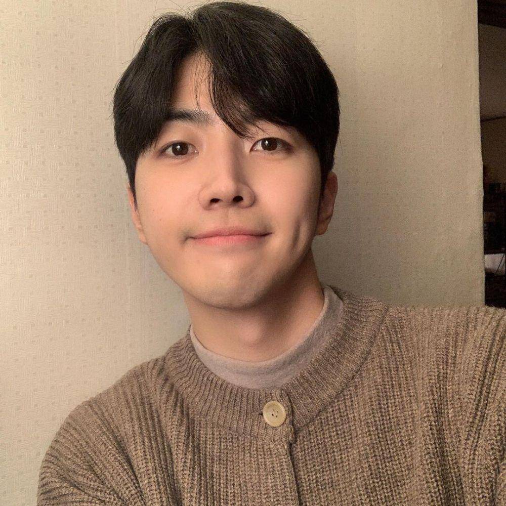 Potret Kang Hoon (instagram.com/khoonyy)