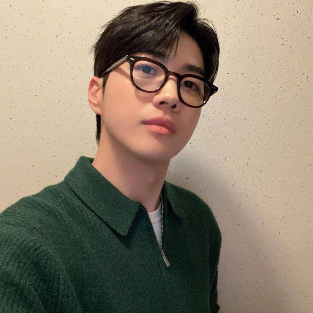 Potret Kang Hoon (instagram.com/khoonyy)