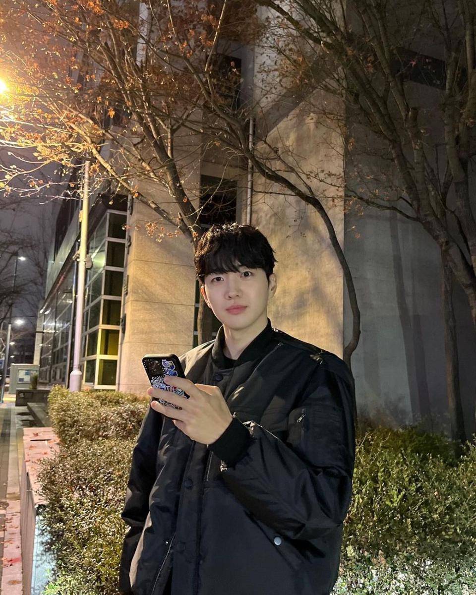 Potret Kang Hoon (instagram.com/khoonyy)