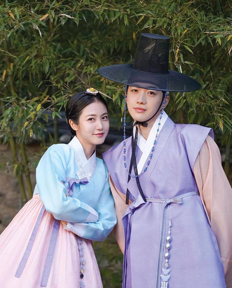 Shin Ye Eun dan Kang Hoon (instagram.com/npioent)