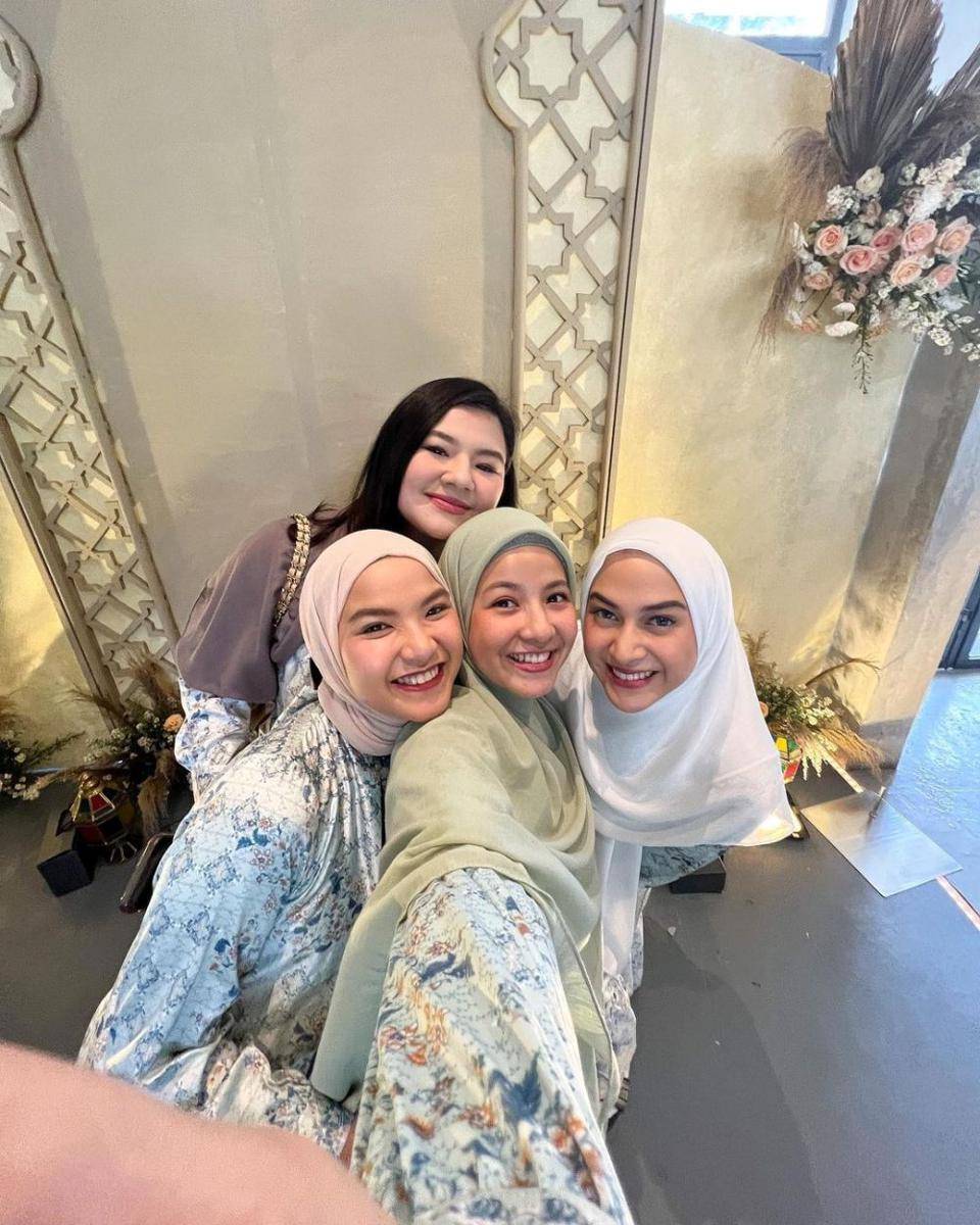 potret Natasha Rizky dan rekan artis (instagram.com/eriskarein)