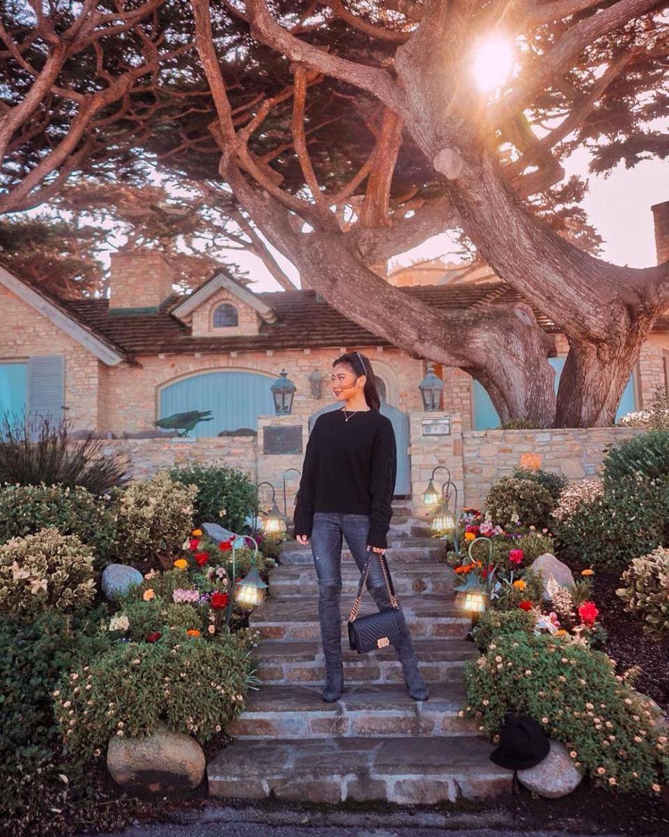 OOTD celana jeans ala Claudia Novira (instagram.com/claudianovira)
