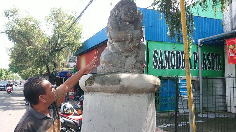 Arca Dwarapala Korban Vandalisme. IDNTimes/ Bramanta