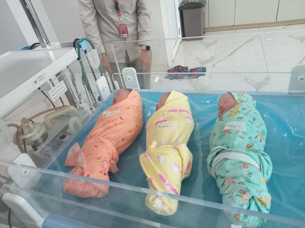 RS Bhayangkara Palembang Beri Kabar Bahagia, Lahir Bayi Kembar Tiga