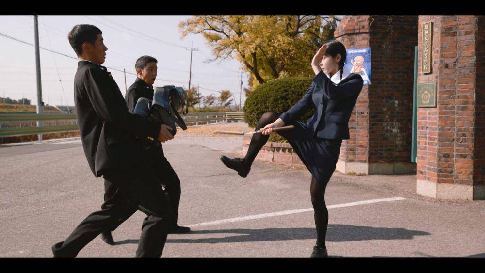 Momen bromance Choi Chul Woong dan Lee Du Hak di Oasis (dok.KBS/Oasis)