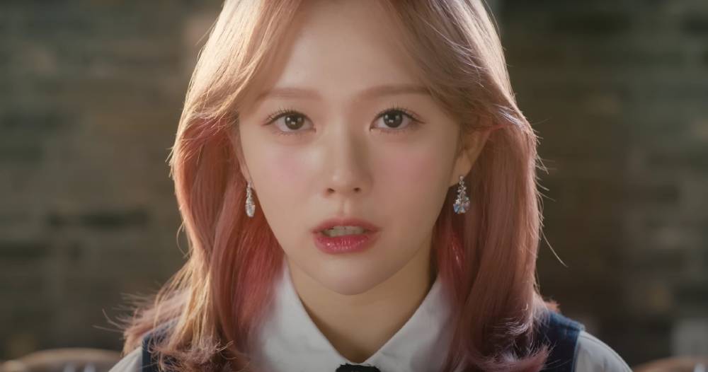 Jung Ji So (youtube.com/1theK)