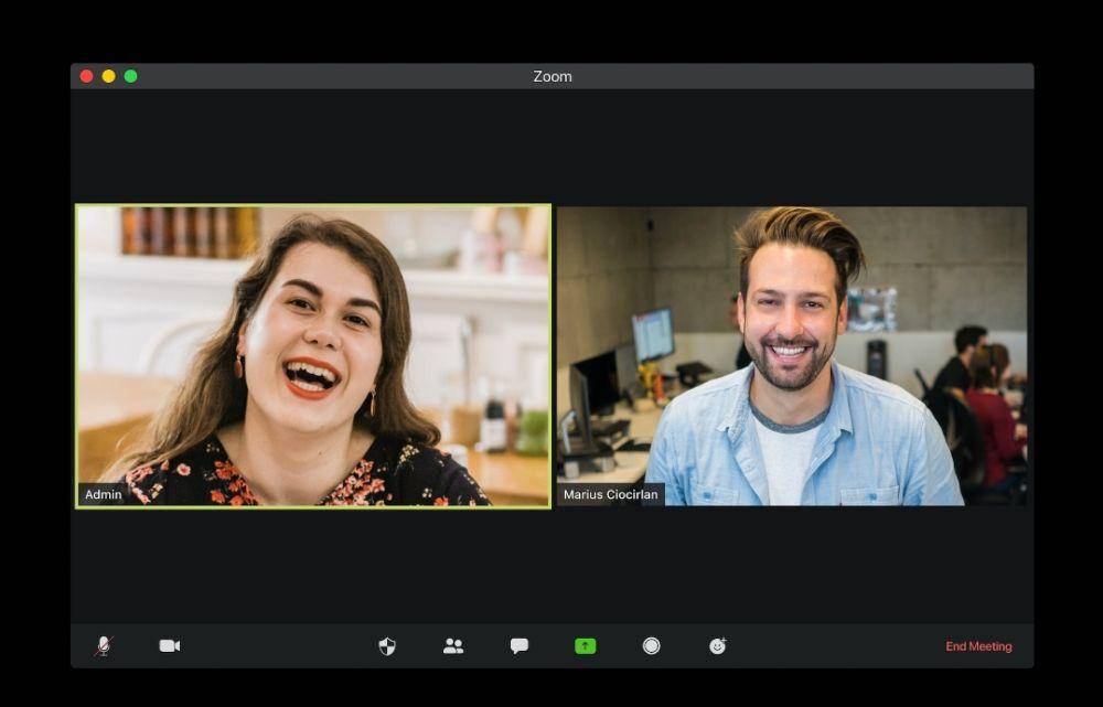 video call(Unsplash/visual)