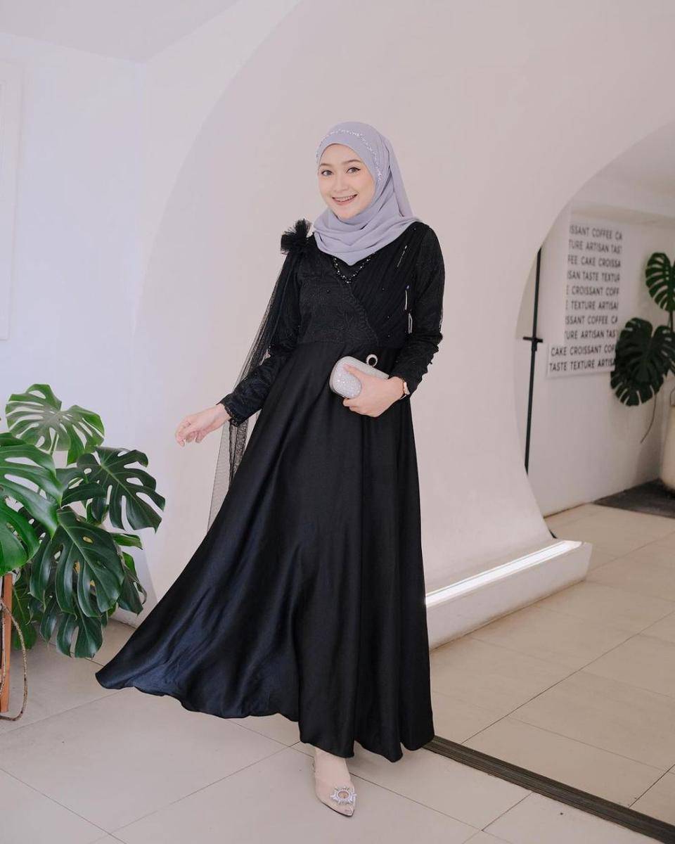 Sari Endah Pratiwi (instagram.com/saritiw)