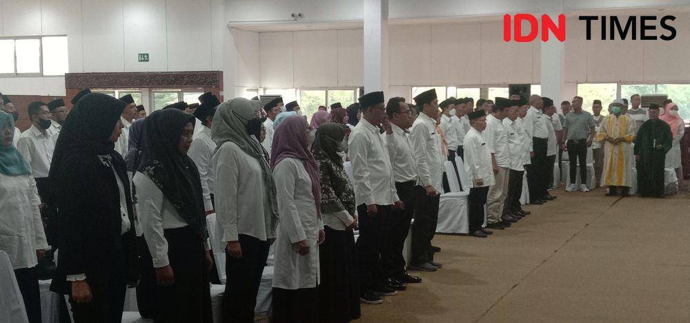 Pejabat Pemprov NTB. (IDN Times/Muhammad Nasir)