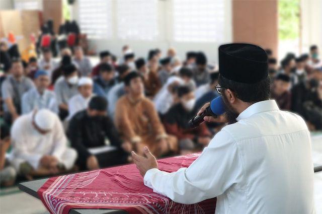 ilustrasi ceramah keagamaan (unsplash.com/Raka Dwi Wicaksana)