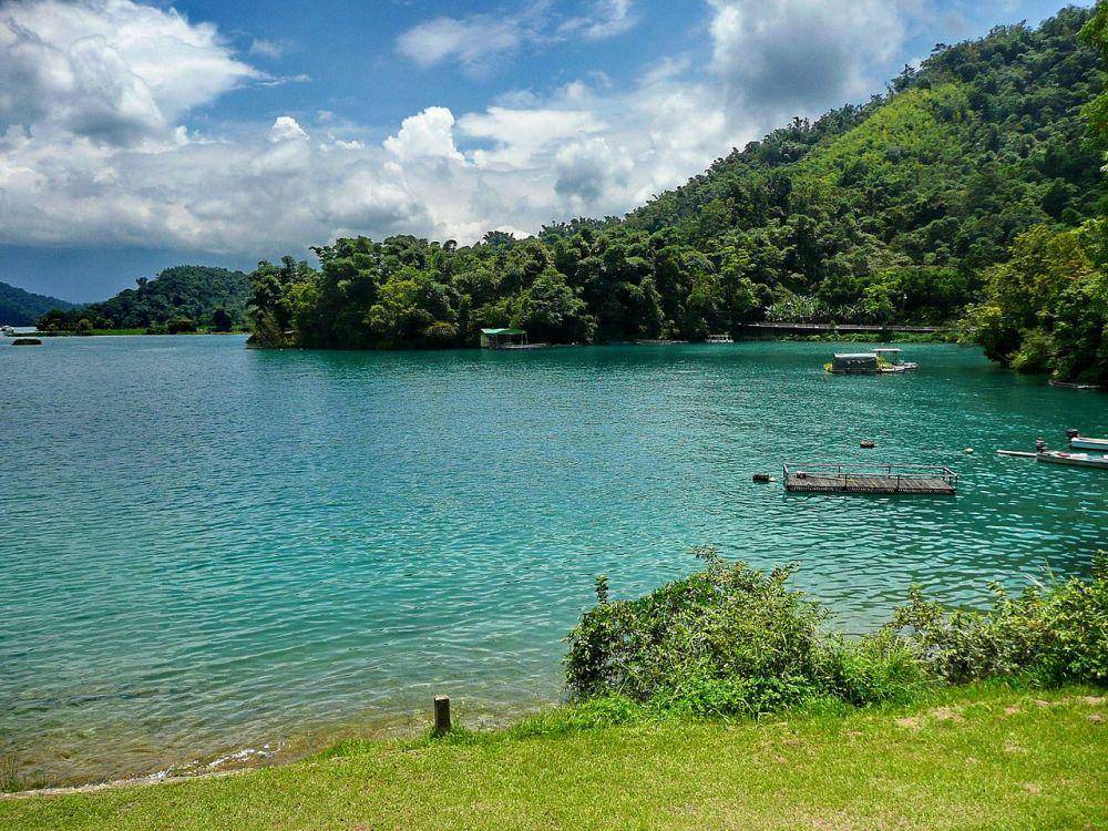 danau sun moon, taiwan (commons.wikimedia.org/lienyuan lee)