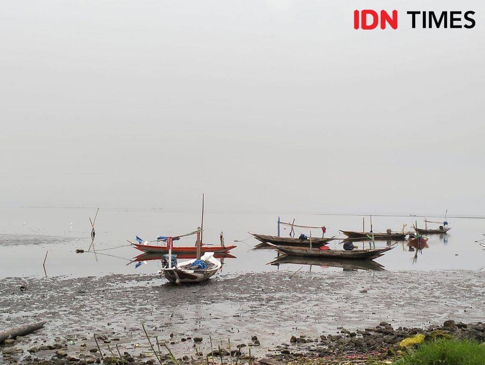 Suasana pantai Kenjeran Surabaya. (IDN Times/Khusnul Hasana).