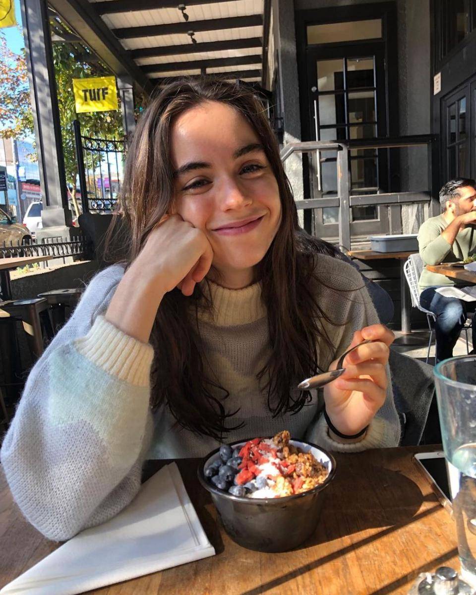 potret Sarah Desjardins (instagram.com/sarahdesjardins)