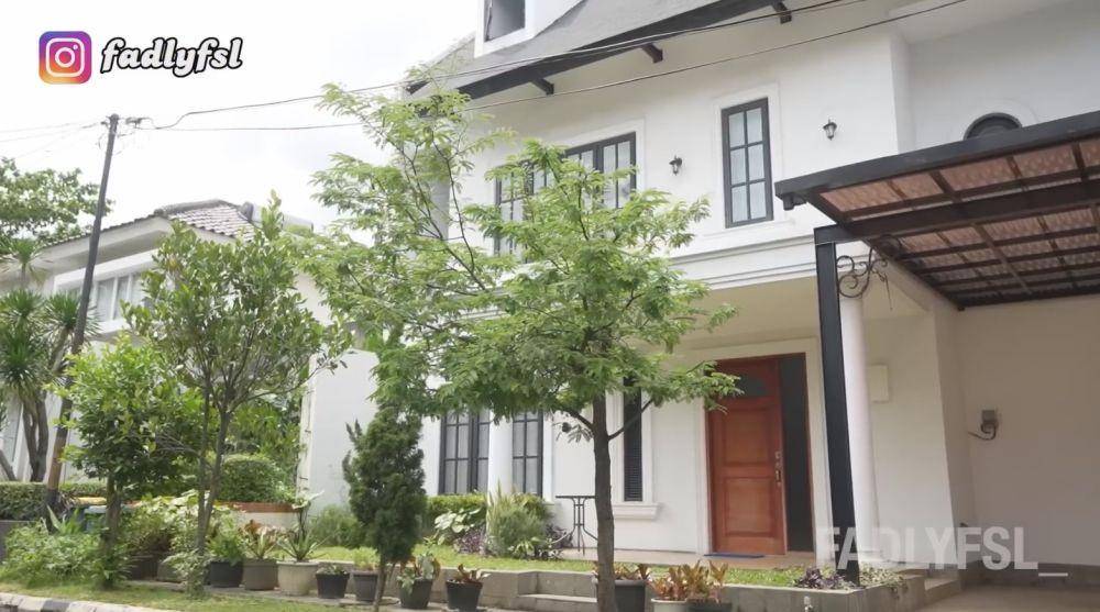 Rumah baru Fadly Faisal (YouTube.com/Fadli Faisal)