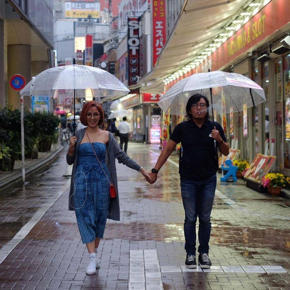 potret Ari Lasso dan istri (instagram.com/vitta.dessy)
