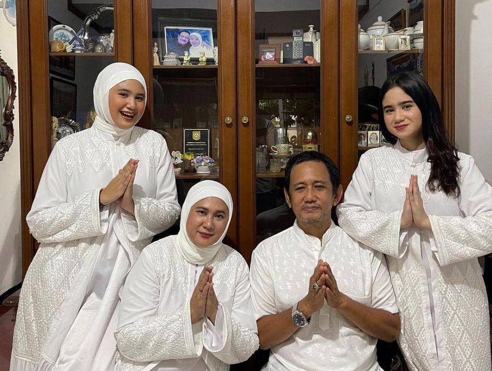 potret kenangan Tissa Biani dan ayahnya semasa hidup (instagram.com/dianestining68)
