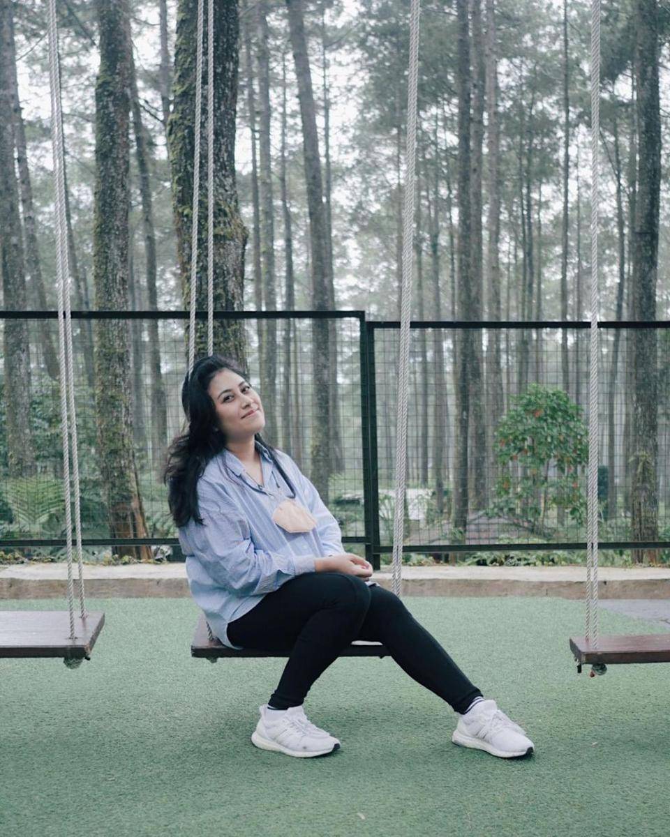 OOTD Gadis Sadiqah (instagram.com/gadiscsadiqah)