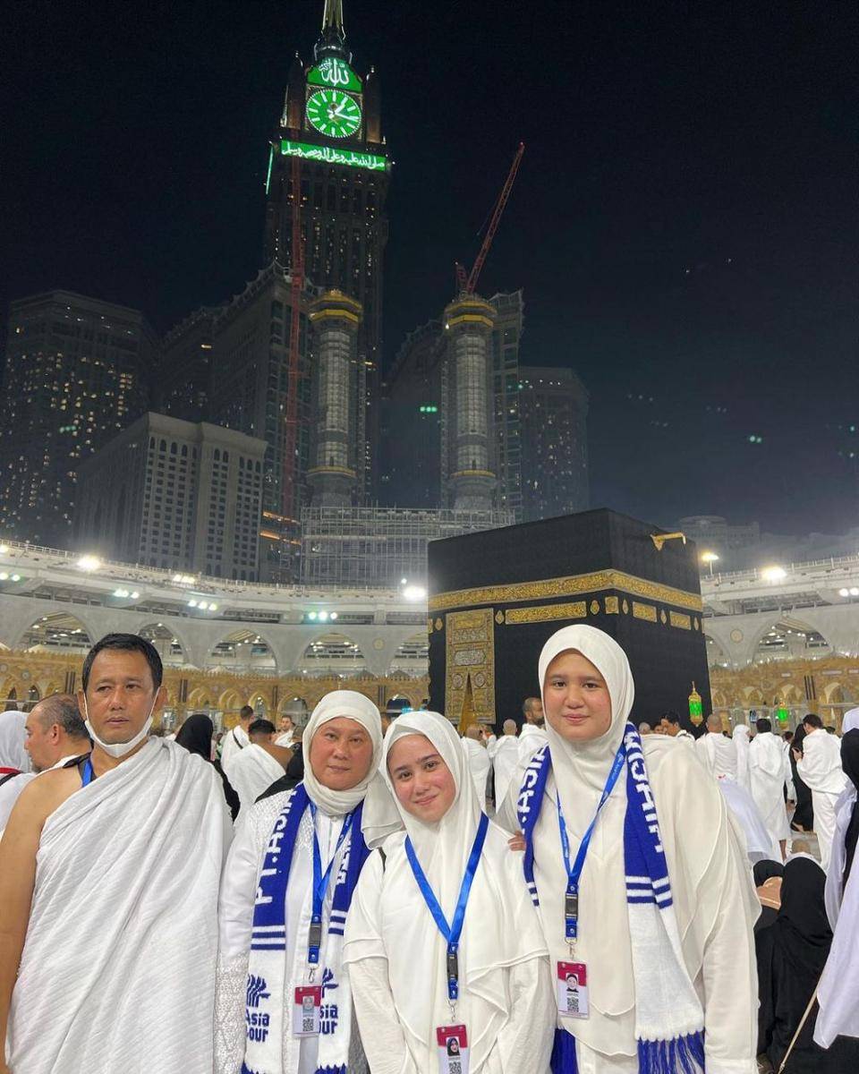 potret kenangan Tissa Biani dan ayahnya semasa hidup (instagram.com/tissabiani)