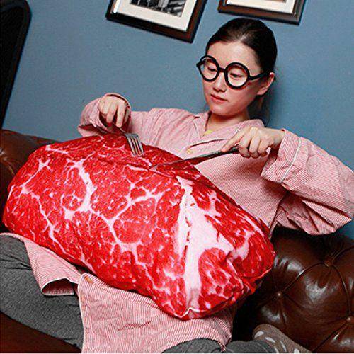 potret desain bantal gak masuk akal (reddit.com/user/whythecynic)