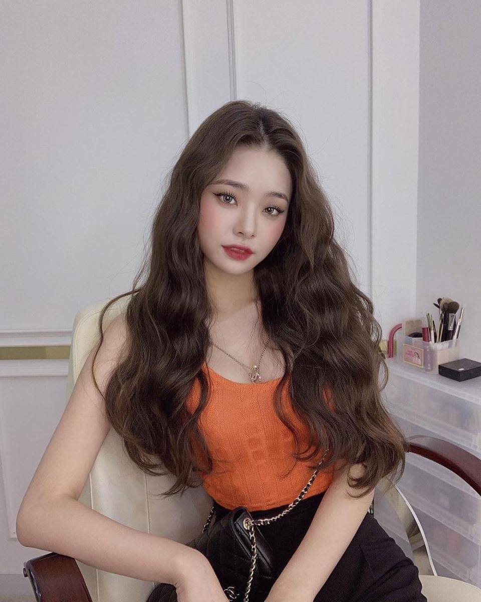 Freezia (instagram.com/dear.zia)