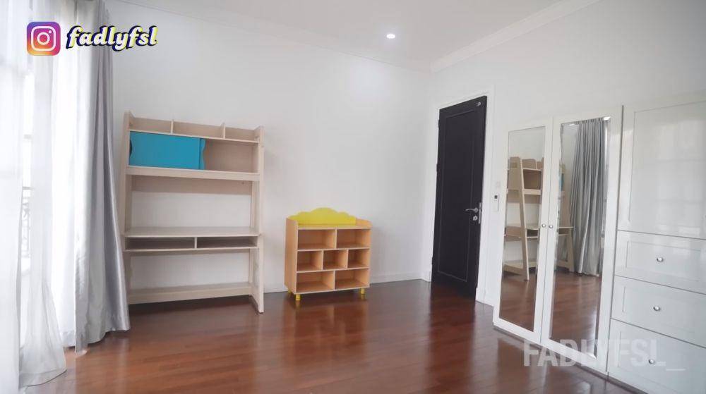 Rumah baru Fadly Faisal (YouTube.com/Fadli Faisal)