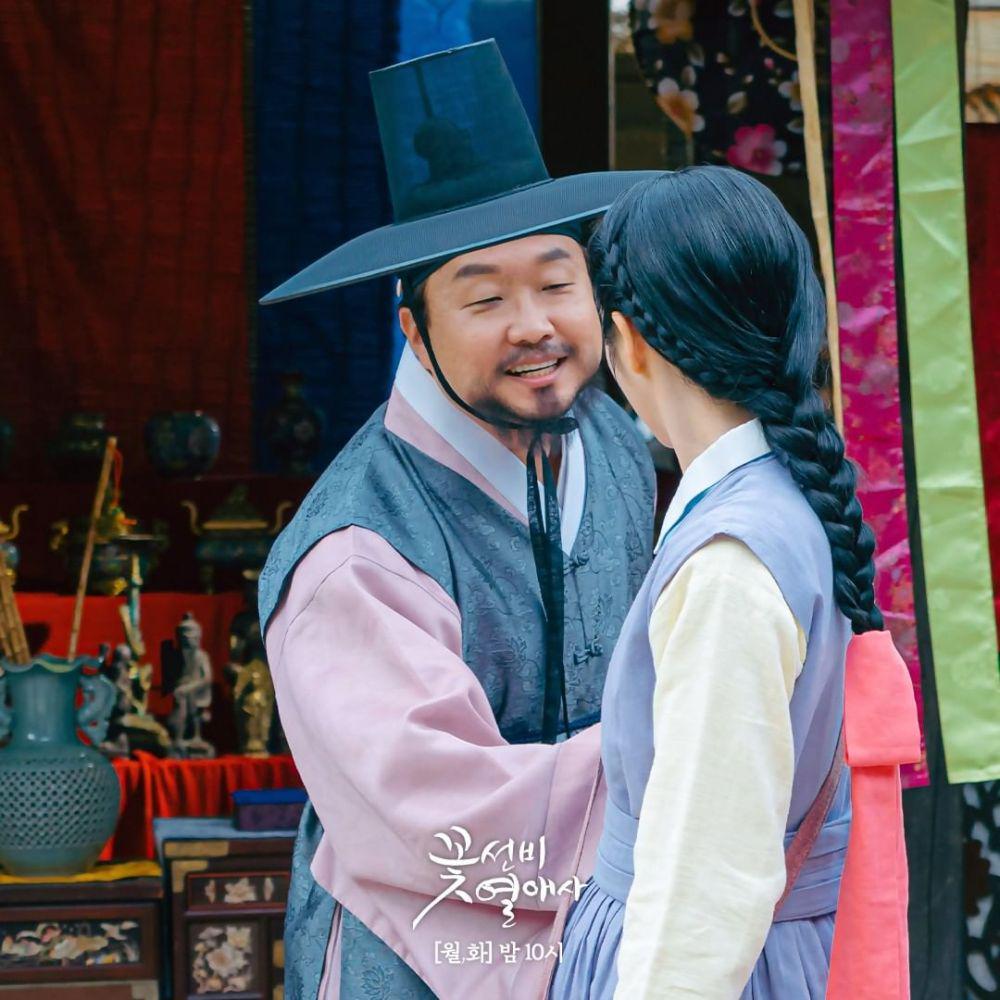 still cuts drama The Secret Romantic Guesthouse (instagram.com/sbsdrama.official)