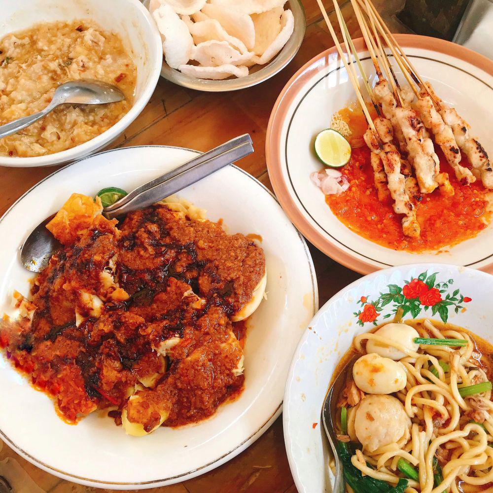 5 Tempat Makan Murah di Jalan Williem Iskandar, Cocok untuk Mahasiswa